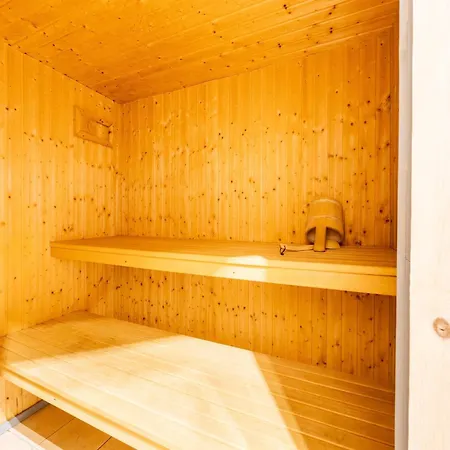 Holiday home Exklusives Skandinavisches Granzow